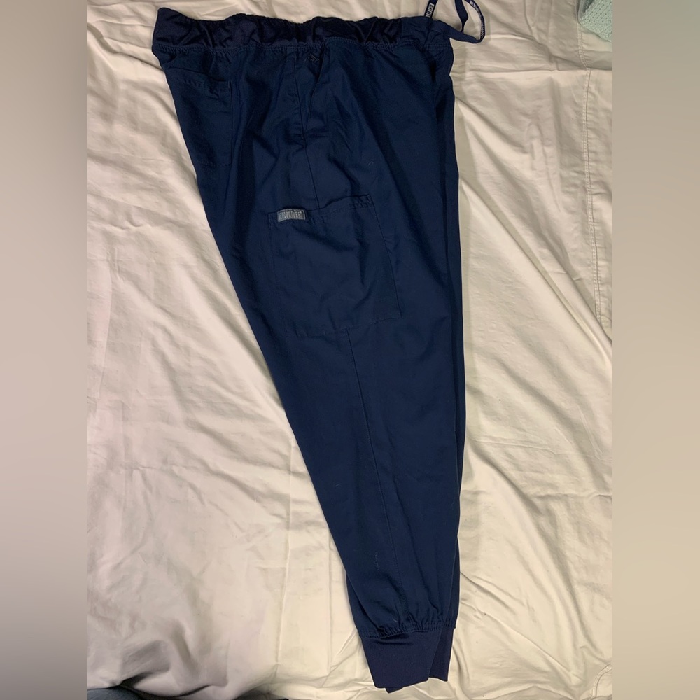 Women’s Navy Scrubs. Bundle x3
